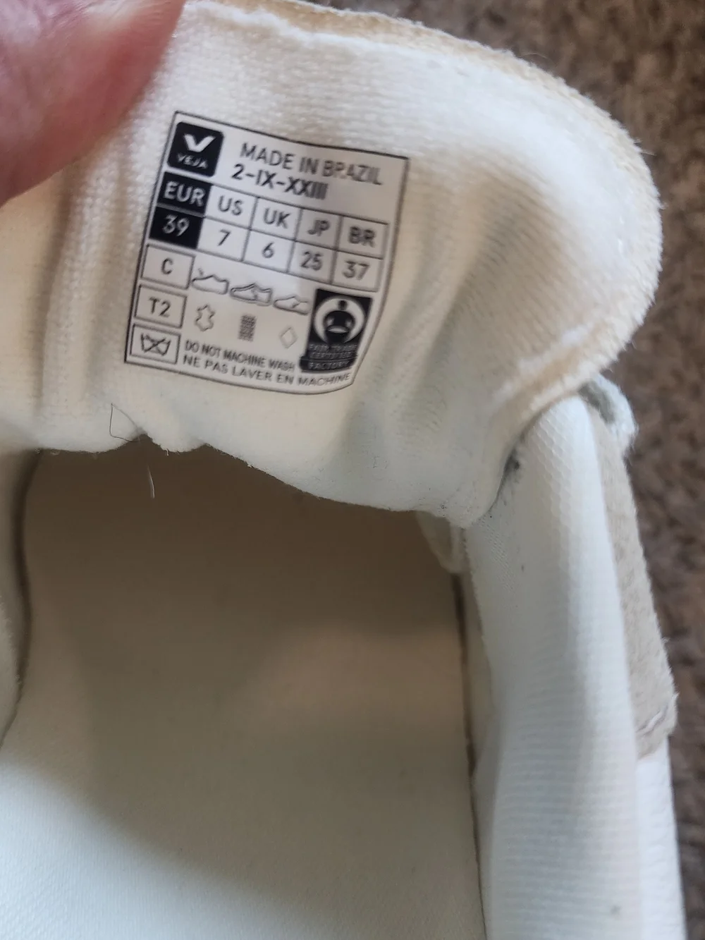Veja new without